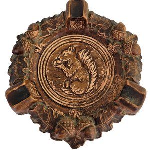 Vintage  Syroco Wood Ashtray Squirrel Acorn Nuts Office Smoke Cigar Parlor Decor